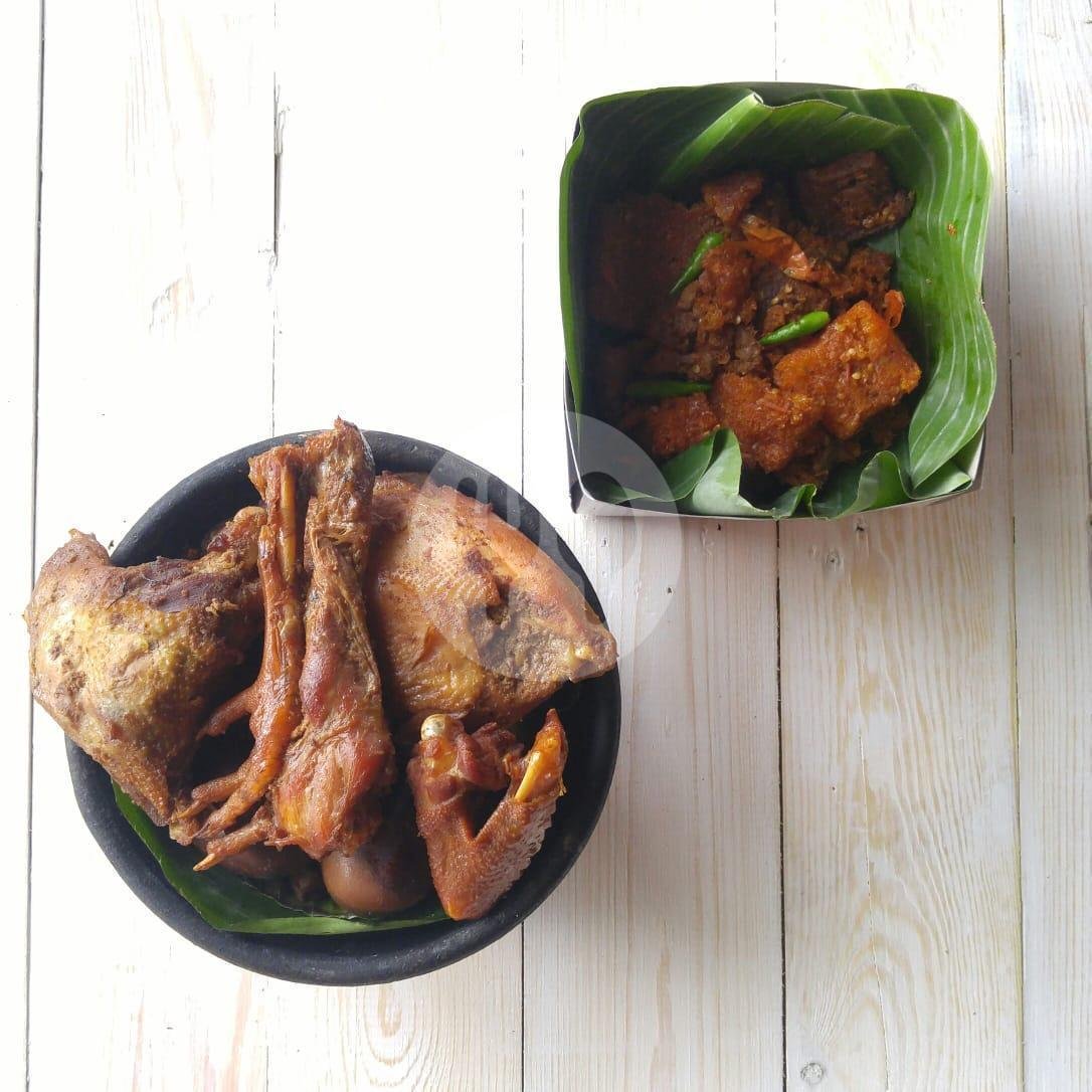 Paket 5 menu Gudeg Yu Sum, Imogiri Timur