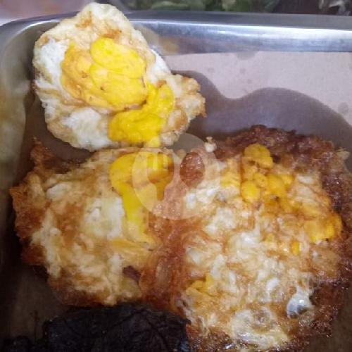 Telur Dadar menu Nasi Pecel Madiun Mbak Susi, Jl. Dharmahusada 107 Surabaya