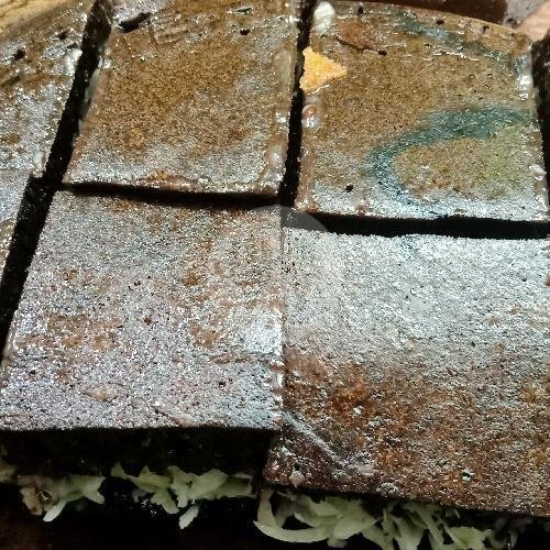 Martabak Black Keju Kacang menu Martabak Favorit Ari, Cilengkrang