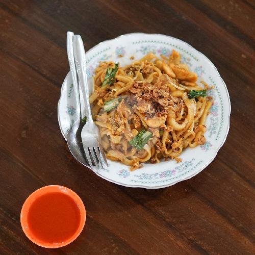 Bihun Goreng menu Kedai Jalan Tengah, Ranah Parak Rumbio