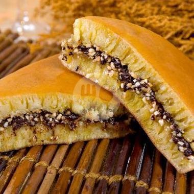 Martabak Manis Keju Coklat Susu menu Martabak Bg Ucup, Gunung Putri