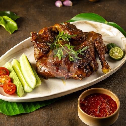 Ayam Srundeng menu Lalawuh Sunda, Ngestiharjo