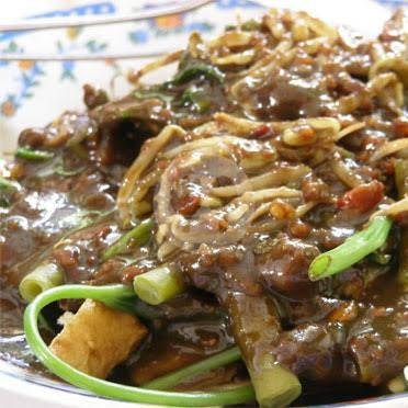 Rujak Cingur Matengan menu Rujak Cingur Mbak Ria, Panjang Jiwo