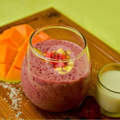 Milky Berry Juice menu The Good Sin - Smoothie Bowl & Shirataki, Bintaro