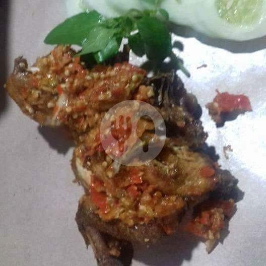 Pecel Lele Mas Kevin: Tempat Makan Enak dan Terjangkau di Yogyakarta