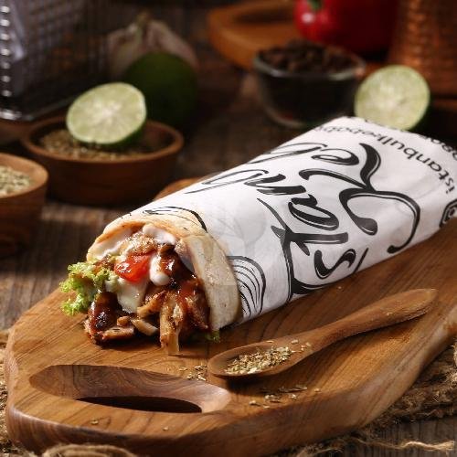 Kebab Daging Ayam Besar menu Istanbul Kebab Turki Karanganyar