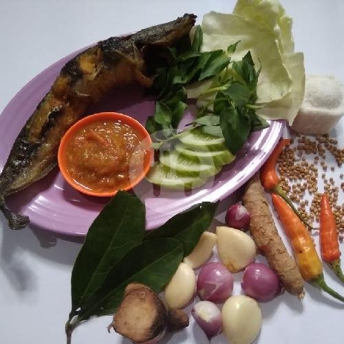 Nasi  Lele Goreng menu Pecel Lele Mas Gesang & Es Cappucino Cincau, Wirobrajan