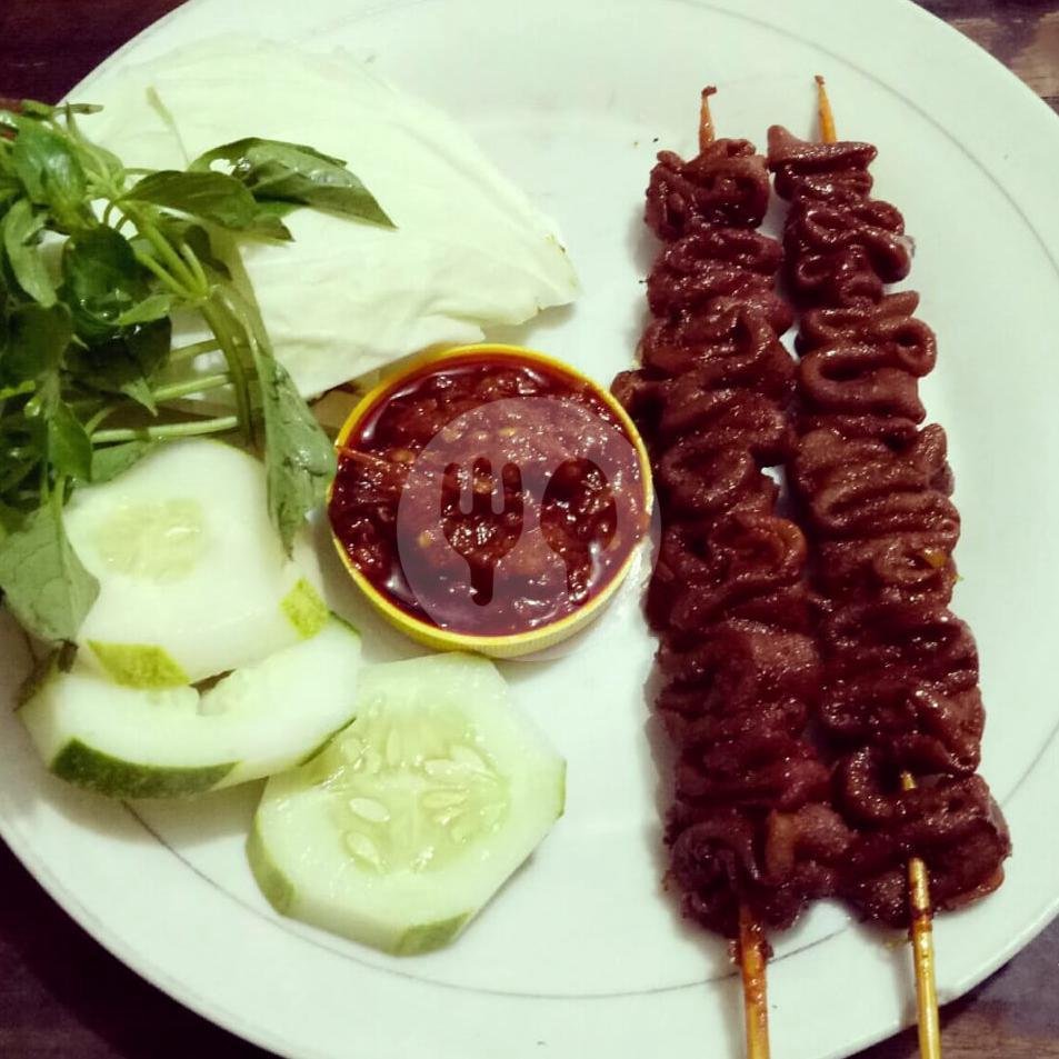 Kulit (per / Tusuk) menu Ayam Bakar Ayem Tentrem Bu Tentrem, Honggowongso