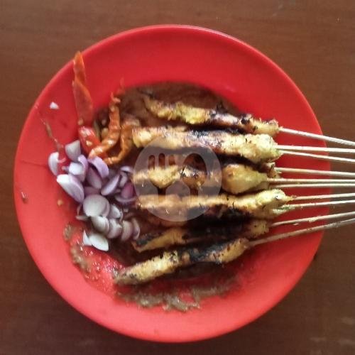 Sate Ayam menu Sate Klopo Ondomohen Bu Asih