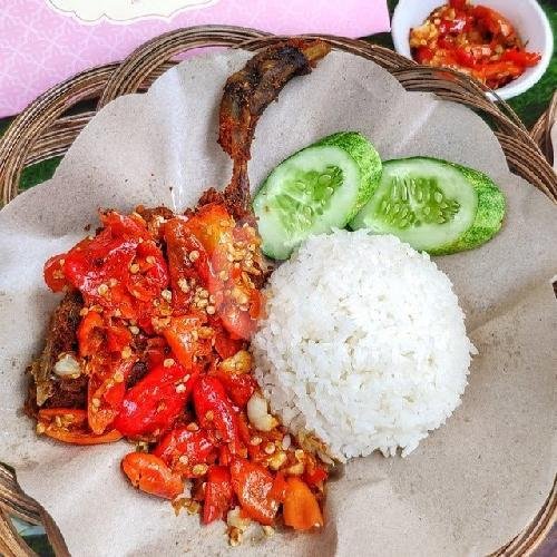 Nasi + Ayam Bakar Bumbu Hitam menu Bebek Elmira, Cimanggis