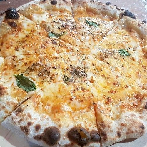 Pitza Keju Thok menu Tunqu Nangkring Pitza (Italian Pizza Dan Pasta Emperan), Mangkubumi