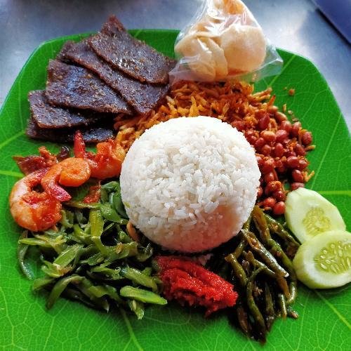 Telor Balado menu Nasi Uduk Special Ayung, Muara Karang