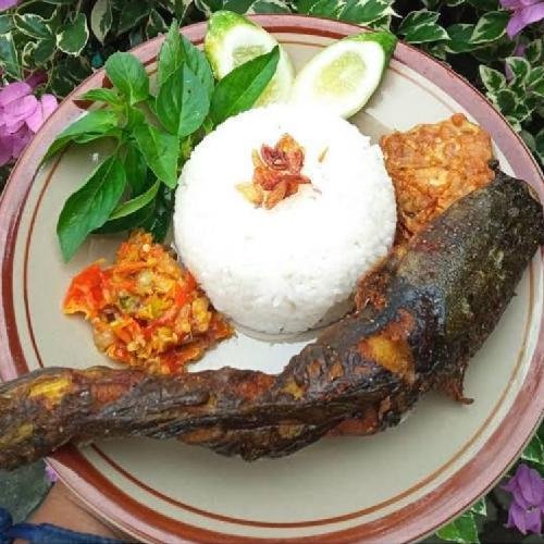 Nasi Lalapan Lele Bakar menu Ayam Rempah 99, Stand Pujasera Sudirman