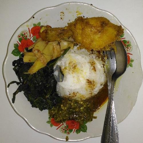 Review R.M Padang Bungo Tanjung: Surga Kuliner di Yogyakarta
