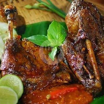 Nasi Lalapan Ayam Kampung 1/4 menu Bebek Yummy, Perum Graha Tumpang Asri