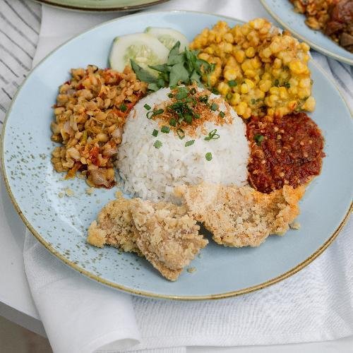 Sego Sambel Ayam Pedas Kare menu SEGO SAMBEL MBOK JUDES BANYUWANGI