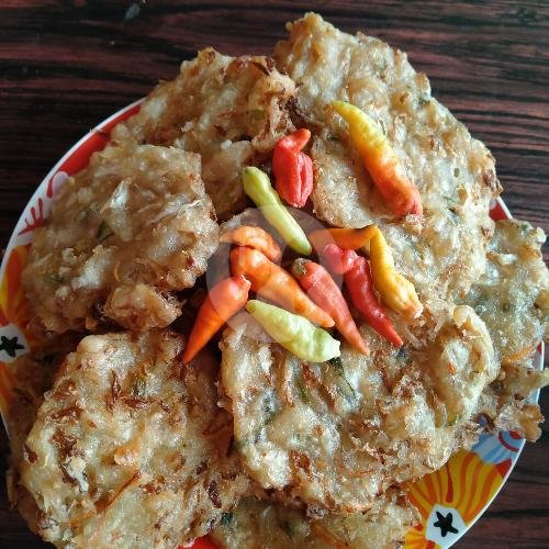 Nasi Uduk Ibu Miat: Pengalaman Kuliner Otentik di Karawang
