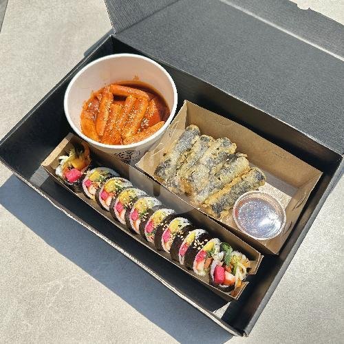 KimTteokChi Set menu Namu Korean Cafe Solo, Grogol