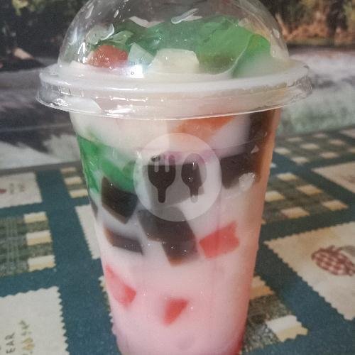 Es Campur Special menu Es Teler, Mie Kopyok, Gado-gado 88, Jl Woltermonginsidi 109 SMG