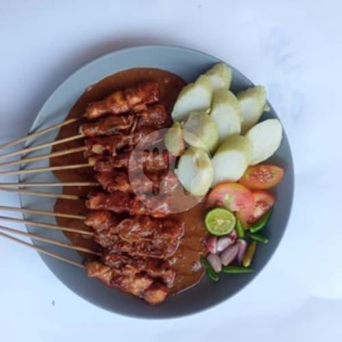 Review Sate Nyatee Cilandak: Surga Sate yang Menggoda Selera