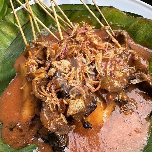 Soto & Lontong Padang Dapur Mak Yuko: Surga Rasa di Tengah Jakarta
