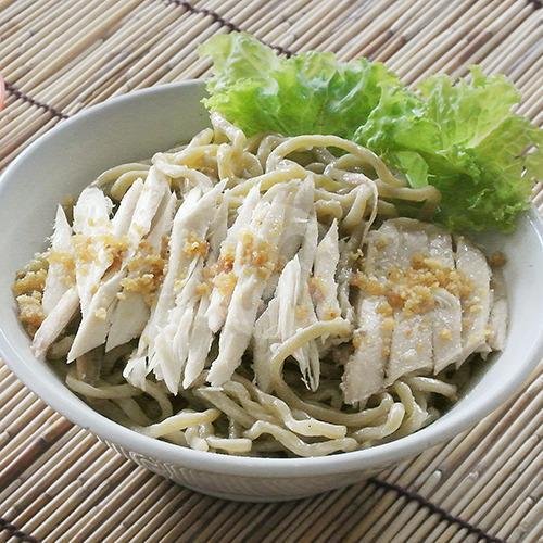Review Menarik Bakmi Ayam Kampung Apau di Green Garden, Jakarta