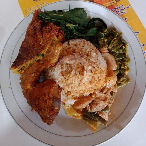 Nasi Ikan Balado + Peyek (Bungkus) menu Nasi Padang Gumarang, Delta
