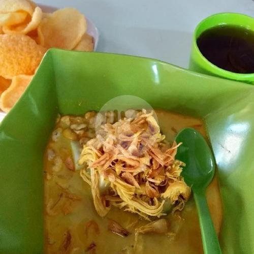Lontong + Tahu menu Gerobak Hejo Van Java, Mesjid Babusallam