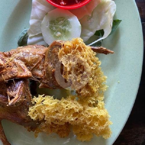 Nasi Ayam Kremes menu Lesehan Selaras, Sawitsari