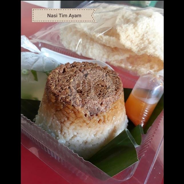 Nasi Tim Ayam menu Pangsit Mie Pinangsia, Manggis