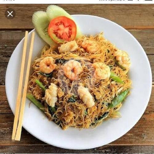 Bihun Goreng Cumi menu Bakmi Seafood Kuri-Kuri, Kalimalang