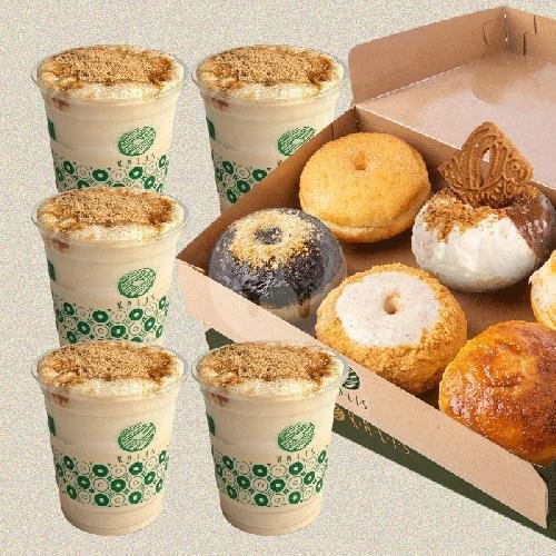 Vanilla Milk menu Kalis Donuts & Coffee, Godean