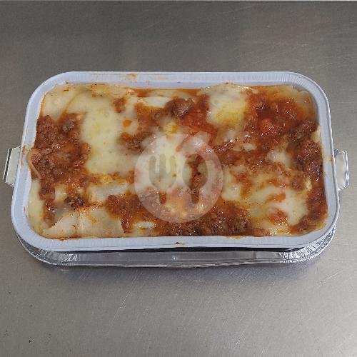 BEEF LASAGNA menu Go Pizza & Pasta, Bintara