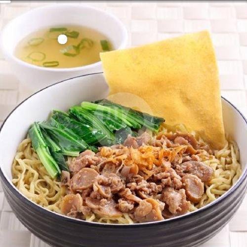 Bakmie  Karet Ayam (polos) menu Kedai Bakmie Ayam Wiyin, Sawah Besar
