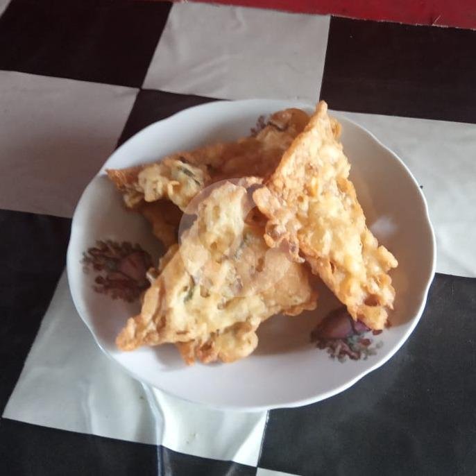 Kerupuk menu Warung Teh Dewi, Janturan
