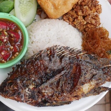 Paket Nila Goreng menu Ayam Bakar Ayam Penyet Wong Solo, Tebet