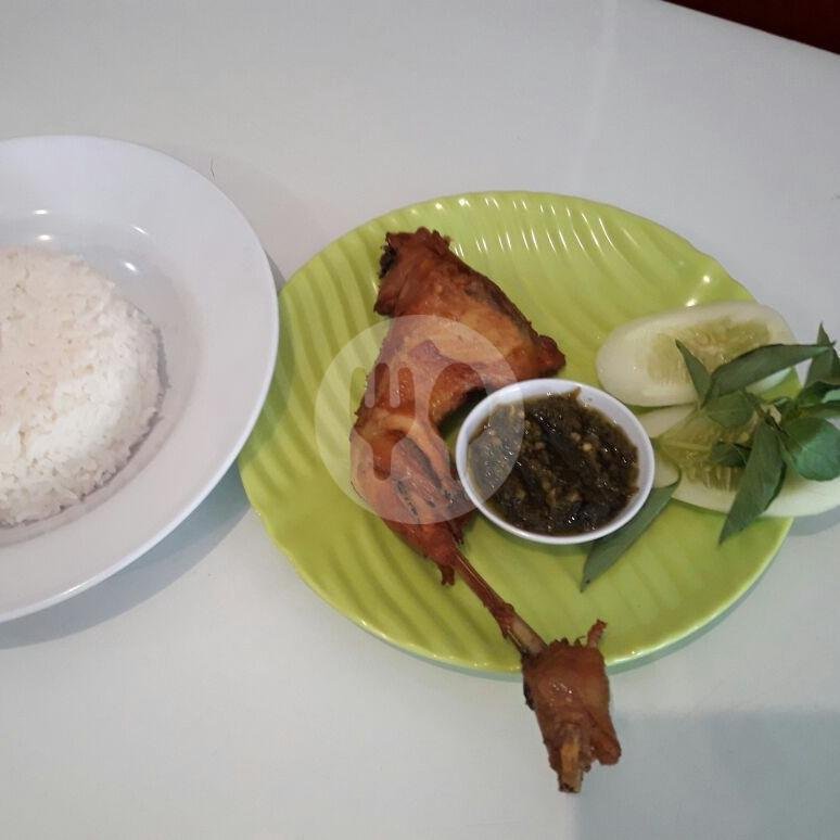 Paket 4 menu Waroeng Calabay Lalapan Sambel Ijo, Jalan Jawa