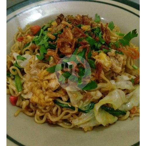 Nasi Putih menu Mie Toprak Gading Yu Sri, Pasar Kliwon