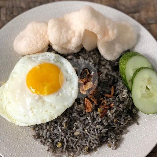Tasty Hui Dark Coklat menu Cumi Hitam Kangen Masakan Rumah, Jagakarsa