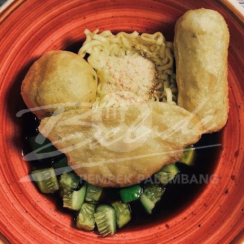 Pempek Lenjer menu Pempek Palembang Belide, Komplek Jakapurwa