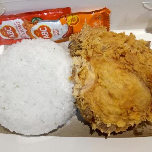 Ayam Crispy Dada / Paha Atas  + Nasi menu Ayam Geprek Jozz, Matrijeron