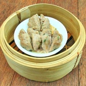 Apple Pie menu Diamond International Restaurant, Brigjend Slamet Riyadi