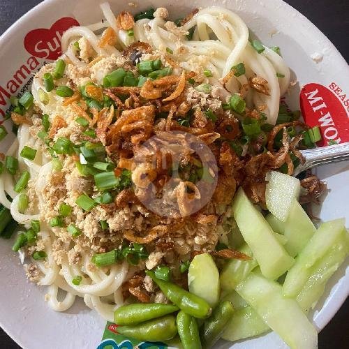 1 porsi Mie Bakso menu Mie Gandrung, Teratai