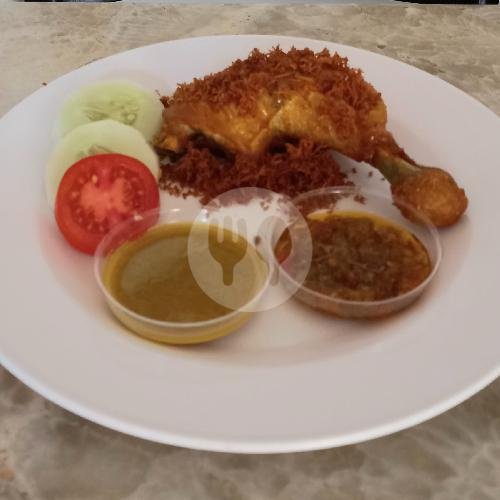 Ayam Goreng Serundeng (Dada) Ayam Kampung menu Depot 59, Surabaya