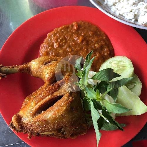 Ayam Goreng menu Lalapan Dan Seafood Cak Der, Mangliawan