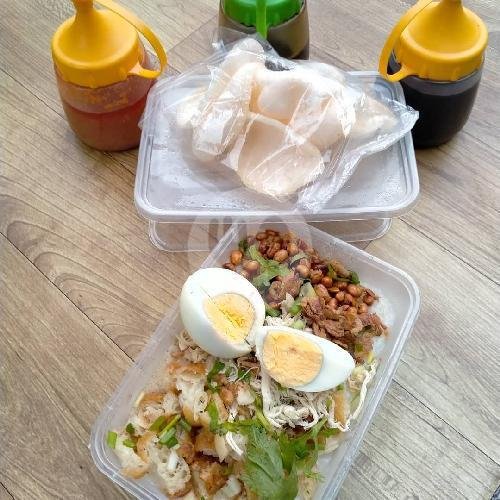 Review Bubur Ayam Jakarta Pada Suka D2R: Surga Sarapan di Klampis Jaya