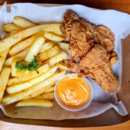 Tripel Boinless menu Dak Nalgae, Erlangga