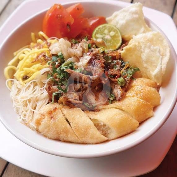 Soto Mie menu Kuliner Theresia, Gereja Theresia