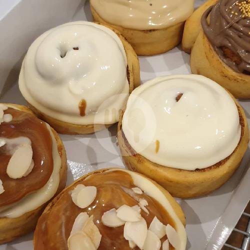 Cinnabox Malang: Surga Kelezatan Roti dan Kue di Lowokwaru