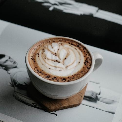 Caramel Latte menu Anak Panah Kopi, MT Haryono